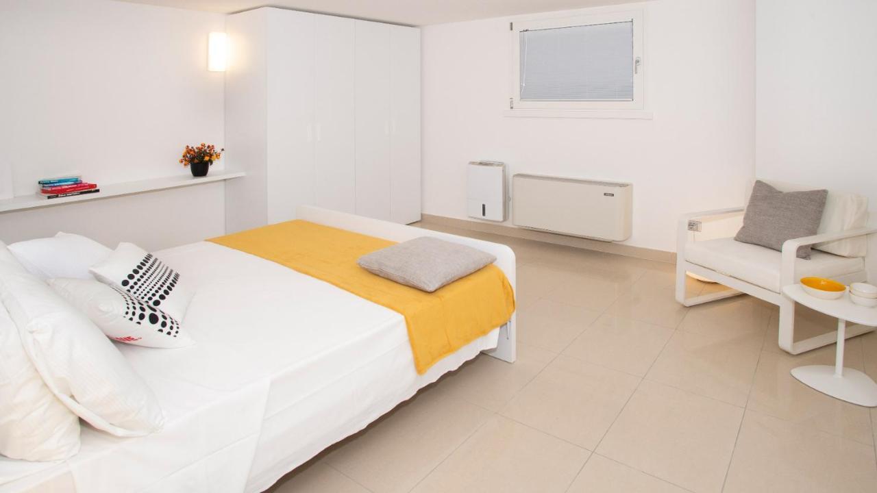 Villa Riva Beachfront Λινιάνο Σαμπιαντόρο Εξωτερικό φωτογραφία